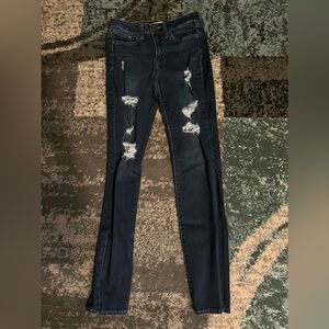 SO juniors high rise ultimate skinny jeans sz 3/26